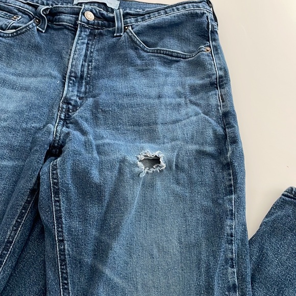 Levi Strauss & Co 567 Athletic Men medium wash distressed jeans- 34 - Picture 3 of 11